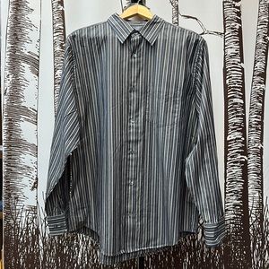 Banana Republic blue striped button down shirt L large
